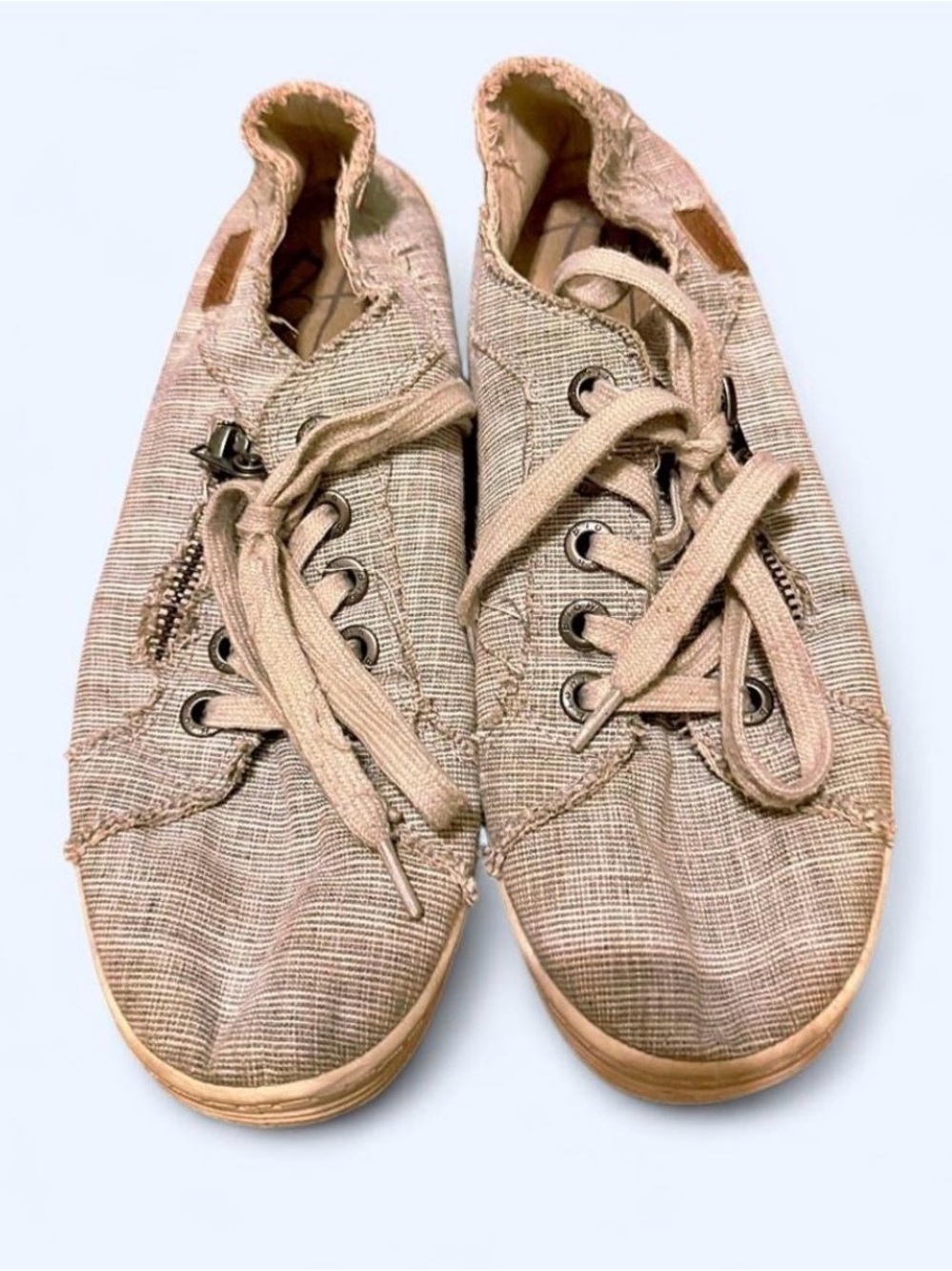 Blowfish Women's Tan Canvas Lace-Up Sneakers
